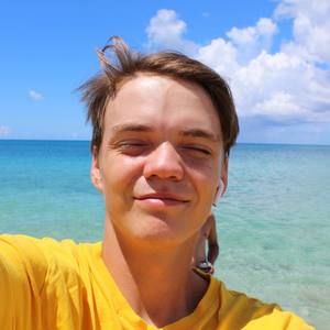 Meet your Posher, Blaine